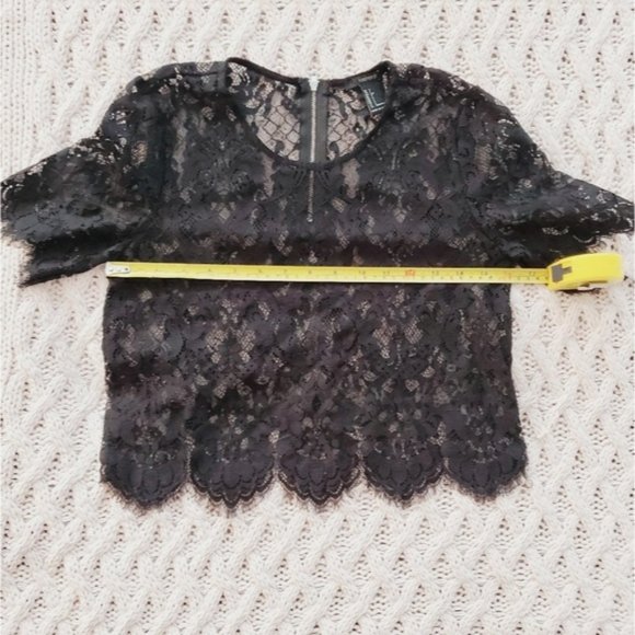 Forever 21 Short Sleeved Lace Scalloped Top- Black- Size S - Nwot - Picture 16 of 16